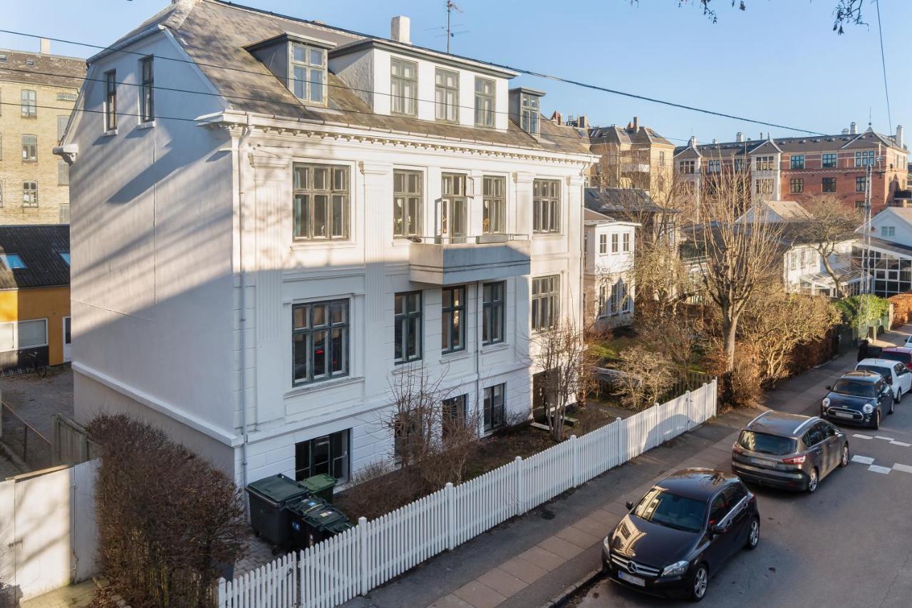 Rooms In Quiet White Villa Apartment Hortensiavej 8 On Frederiksberg C Kopenhaga Zewnętrze zdjęcie